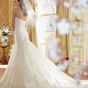 Sophia Tolli Elegant White Wedding Dress